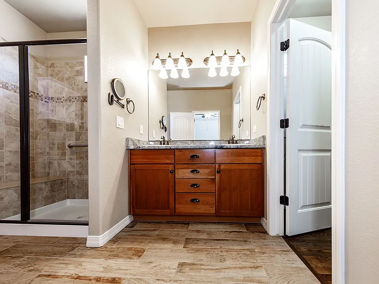 8475 Glen Carriage Grv — Photo 11