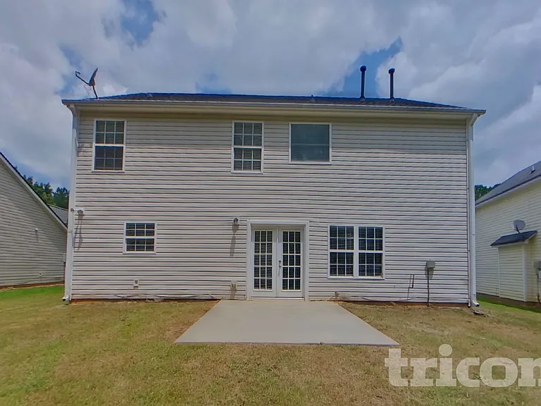 338 Shadowbrooke Cir — Photo 17