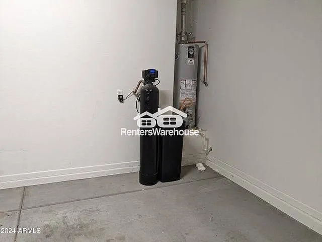 820 W Nova Pl — Photo 14