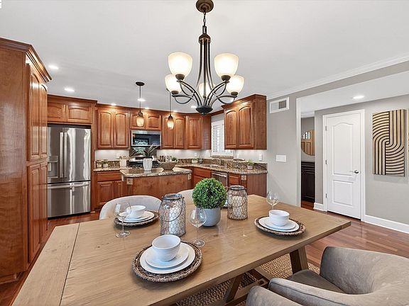 4th image of 7488 Blue Fox Way