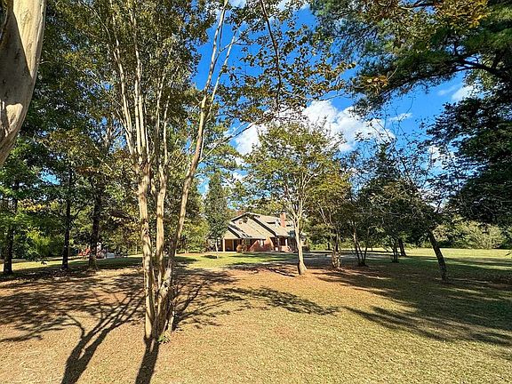 2nd image of 366 County Road 4123