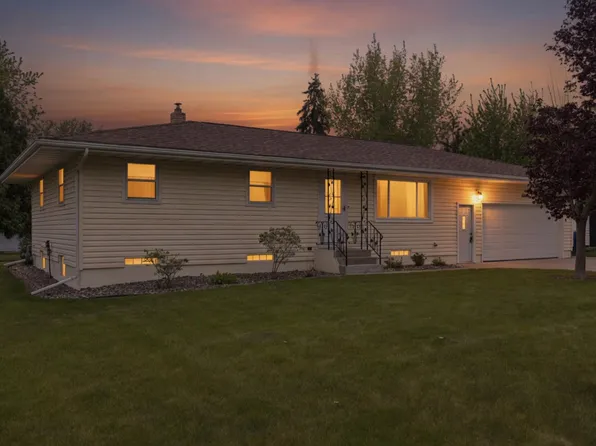 5840 Rolling Ridge Rd, Saint Cloud, MN 56303