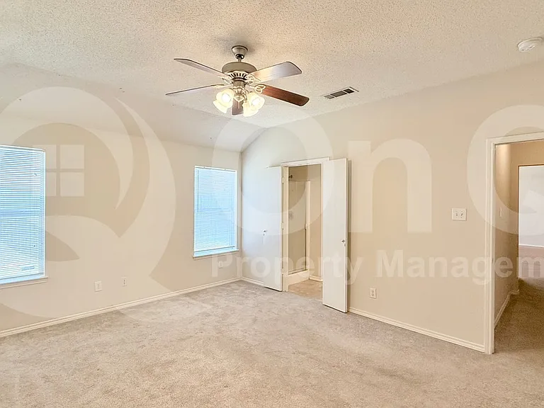 8001 Mourning Dove Dr — Photo 17