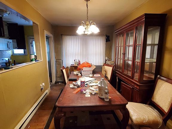 5th image of 148 W Ashdale St