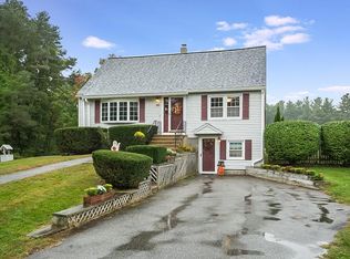 60 Hampstead St, Methuen, MA 01844