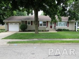 100 E Crestwood St, Morton, IL 61550