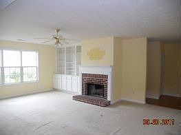 3rd image of 2213 Greyton Ct