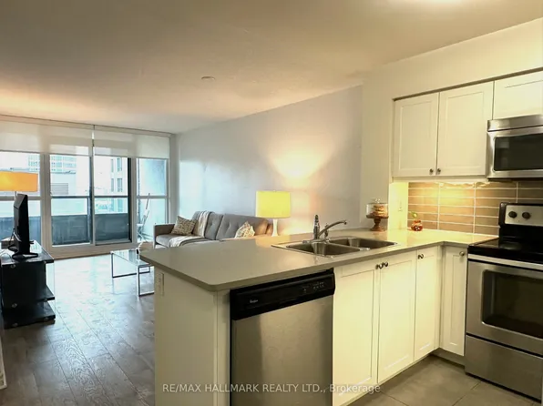 25 Lower Simcoe St #626, Toronto, ON M5J 3A1