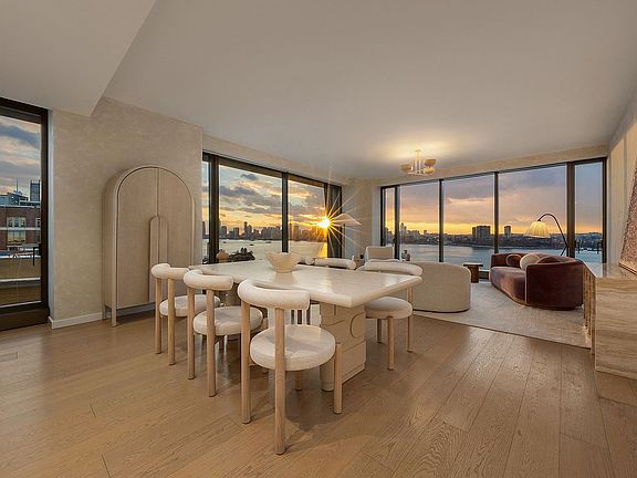 5th image of 500 W 18th St #W15a