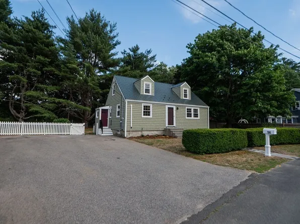 14 Web Rd, Georgetown, MA 01833