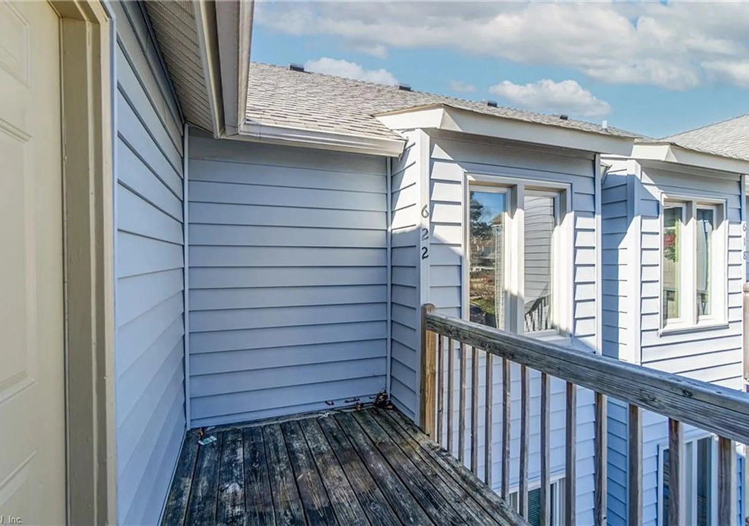 Coastal Living in Shadowlawn Spacious 2 Bed, 2 Bath Condo Minutes from the Oceanfront — Photo 3