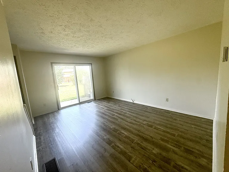 340 Cathedral St #344 — Photo 12