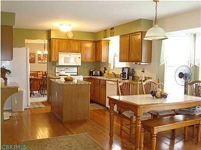 3rd image of 7722 Blackburn Ct