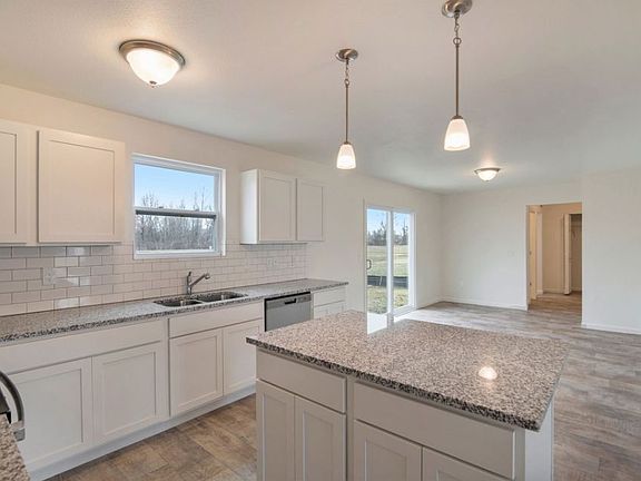 5th image of 6217 Clubhouse Way