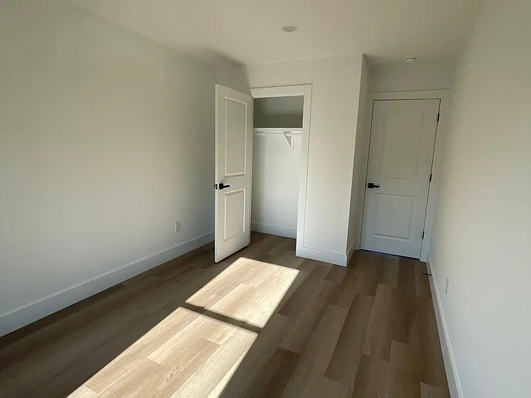 50 Beverly Hills Dr #LEFT — Photo 18