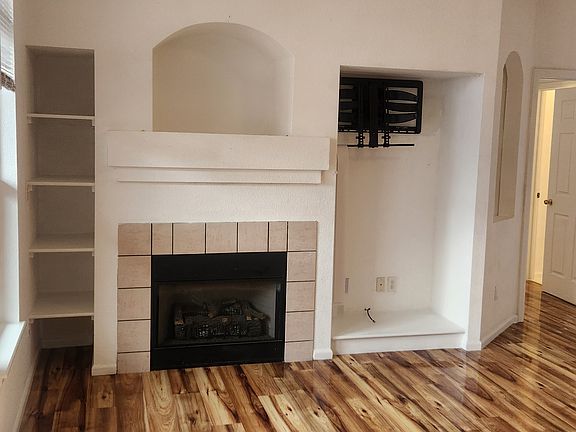 4th image of 14251 E 1st Dr