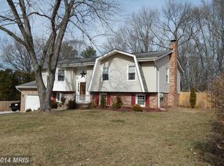 7469 Robin Rd, La Plata, MD 20646