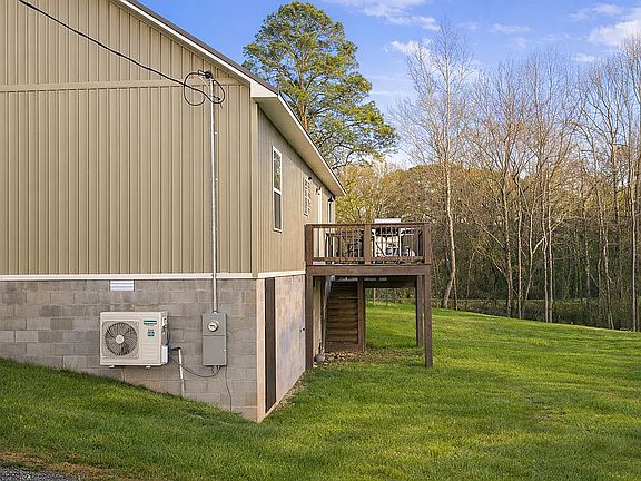 4th image of 2428 Pleasant Hill Church Rd