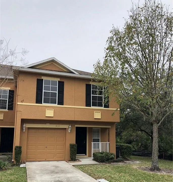 4330 Aristocrat Point