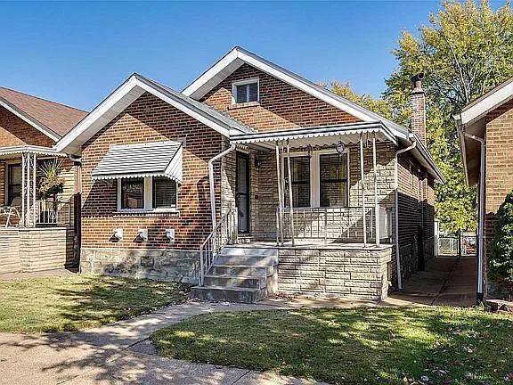 3835 Burgen Ave — Photo 2
