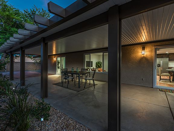 3rd image of 3118 E Vista Chino