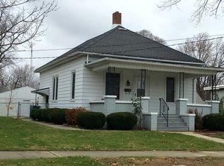 110 S 3rd Ave, Streator, IL 61364
