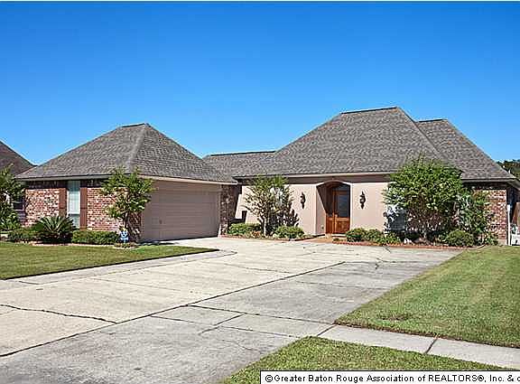 2nd image of 12453 Timberwood Dr