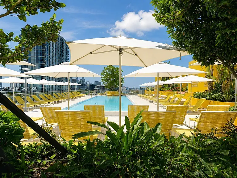 90 NE 32nd St #816 — Photo 24