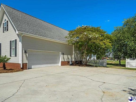 4th image of 1336 Fox Hollow Dr