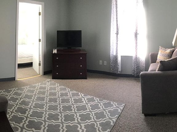 3rd image of 733 3rd St