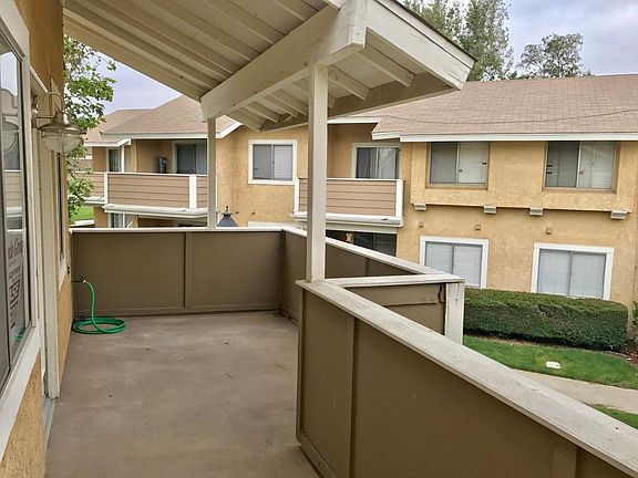 3rd image of 3635 Oak Creek Dr Unit B