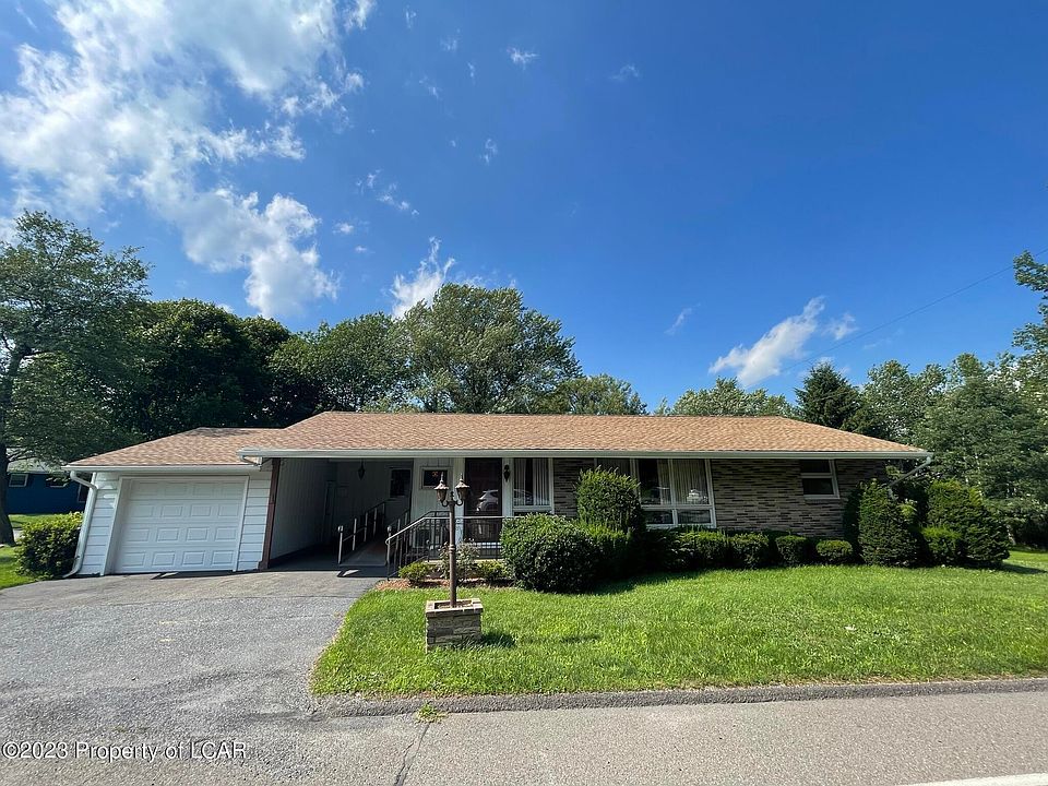 1 Market St, Mcadoo, PA 18237 MLS 233276 Zillow