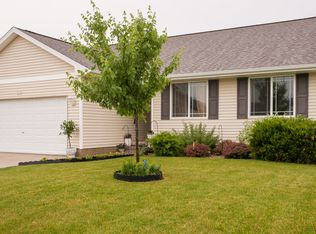 645 Saddleback Rd, Marion, IA 52302