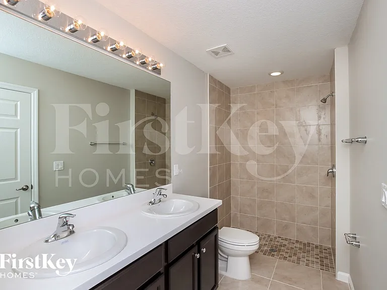 530 Ortega St SE — Photo 9