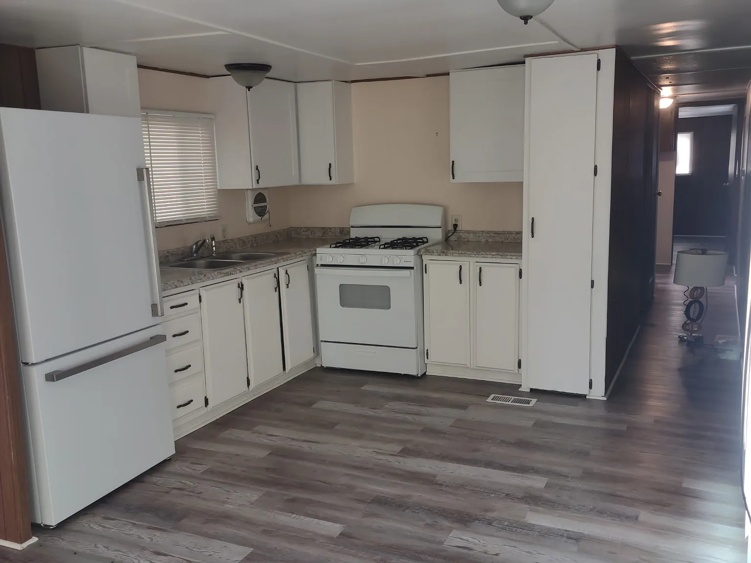 2 bed, 800 sqft, $895 — Photo 4