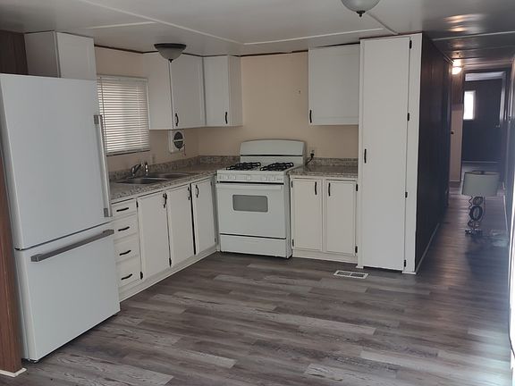 4th image of 3405 N Romero Rd