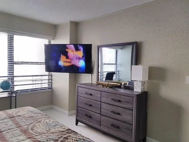 3800 Galt Ocean Dr #404 — Photo 30