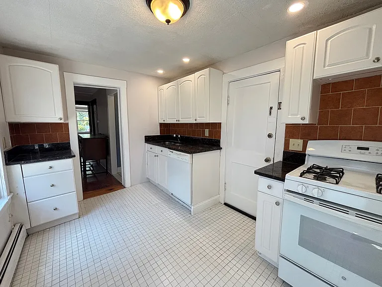 712 Hope St #1 — Photo 14