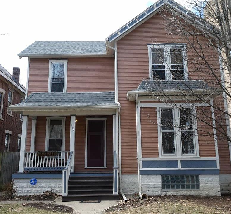 1st image of 209 McDaniel St