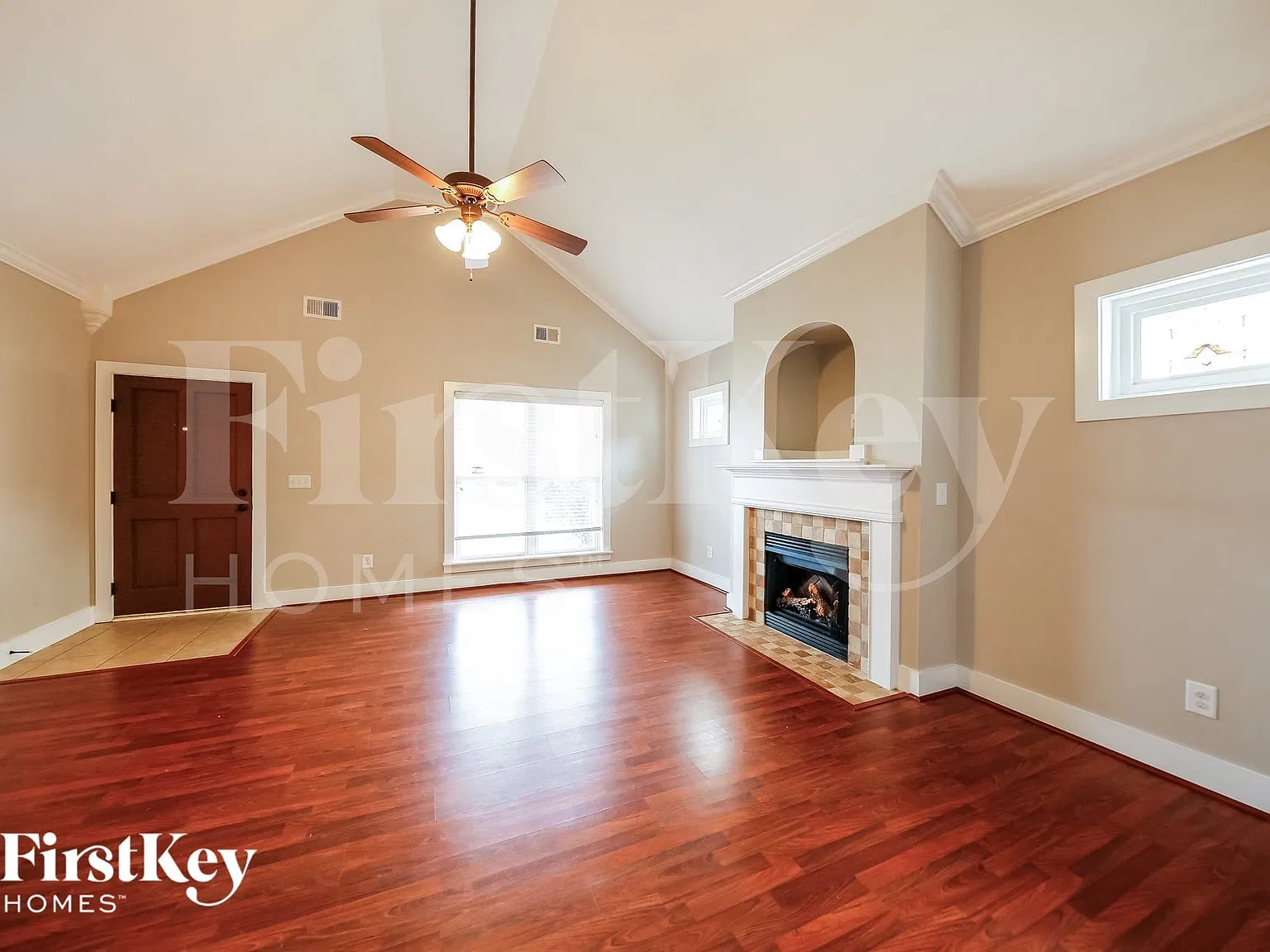 3 bed, 2.0 bath, 1404 sqft, $1,820 — Photo 4