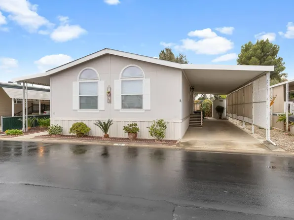 1001 Sylmar Ave Spc 16, Clovis, CA 93612