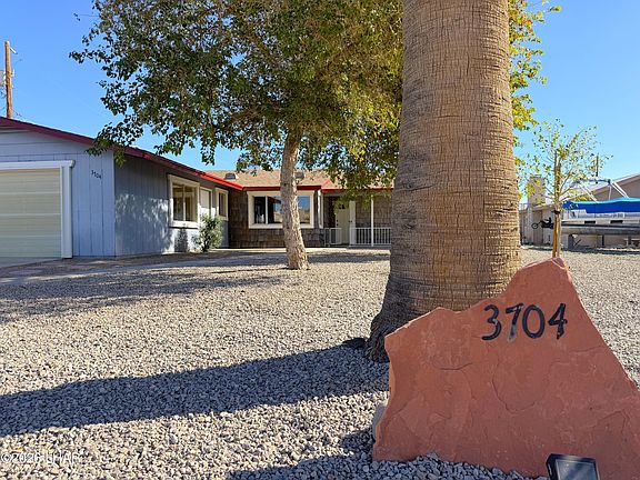 4th image of 3704 Garnet Dr