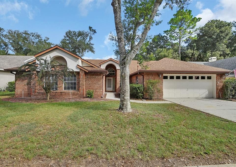 1st image of 511 BRIAR OAK WAY