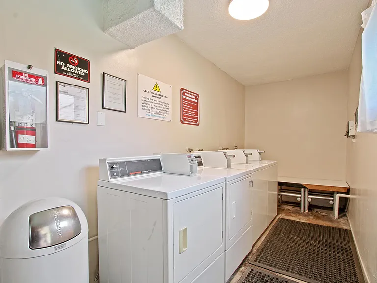 15464 Moorpark St #4 — Photo 9