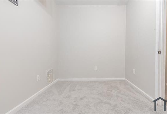 3rd image of 1235 N Bond St