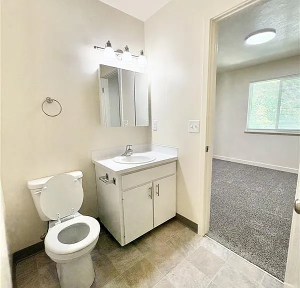 Country Crossing Apartments — Photo 26