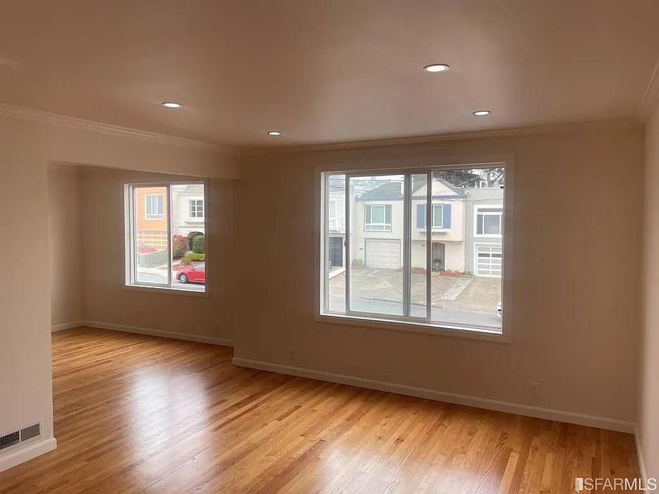 1st image of 2431 38th Ave