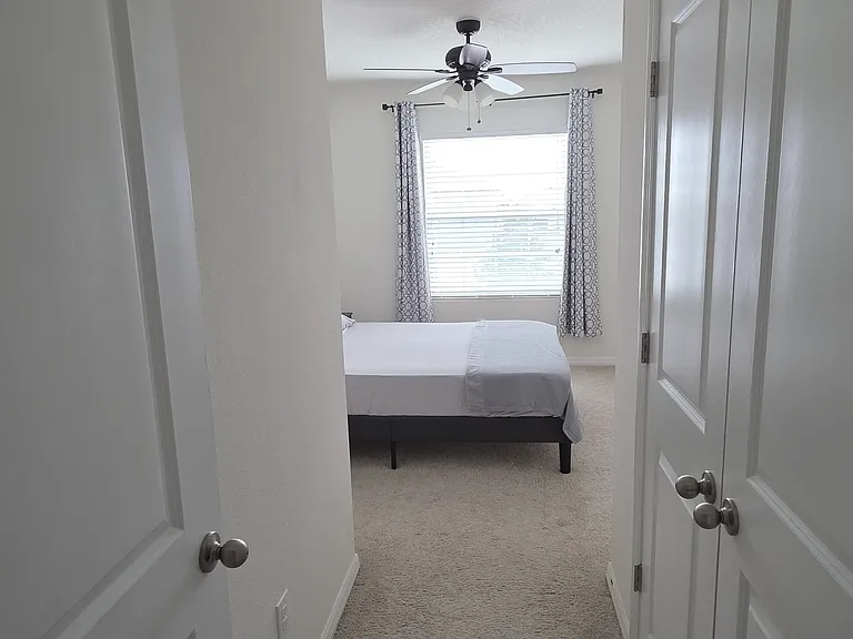 6920 Breezy Palm Dr — Photo 20