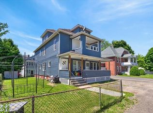 30-32 Sydney Ave, Holyoke, MA 01040