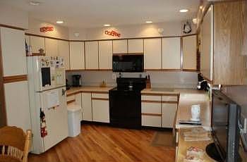 4th image of 145 Williamsburg Ct